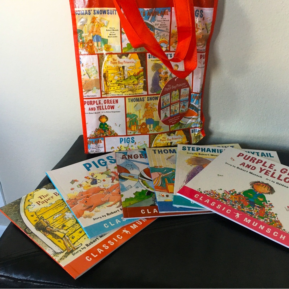 ♡ Classic Munsch! ** Set of 6 books ** By Robert Munsch